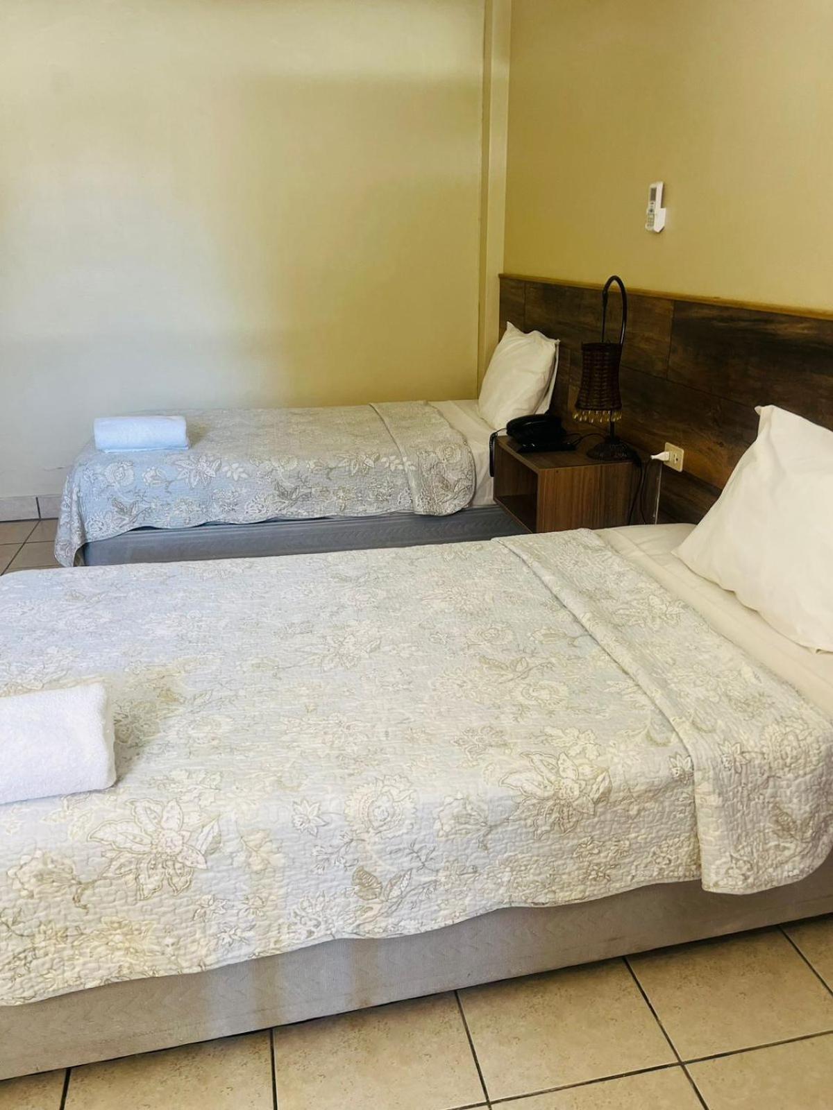 Hotel El Huacachinero Ика Екстериор снимка
